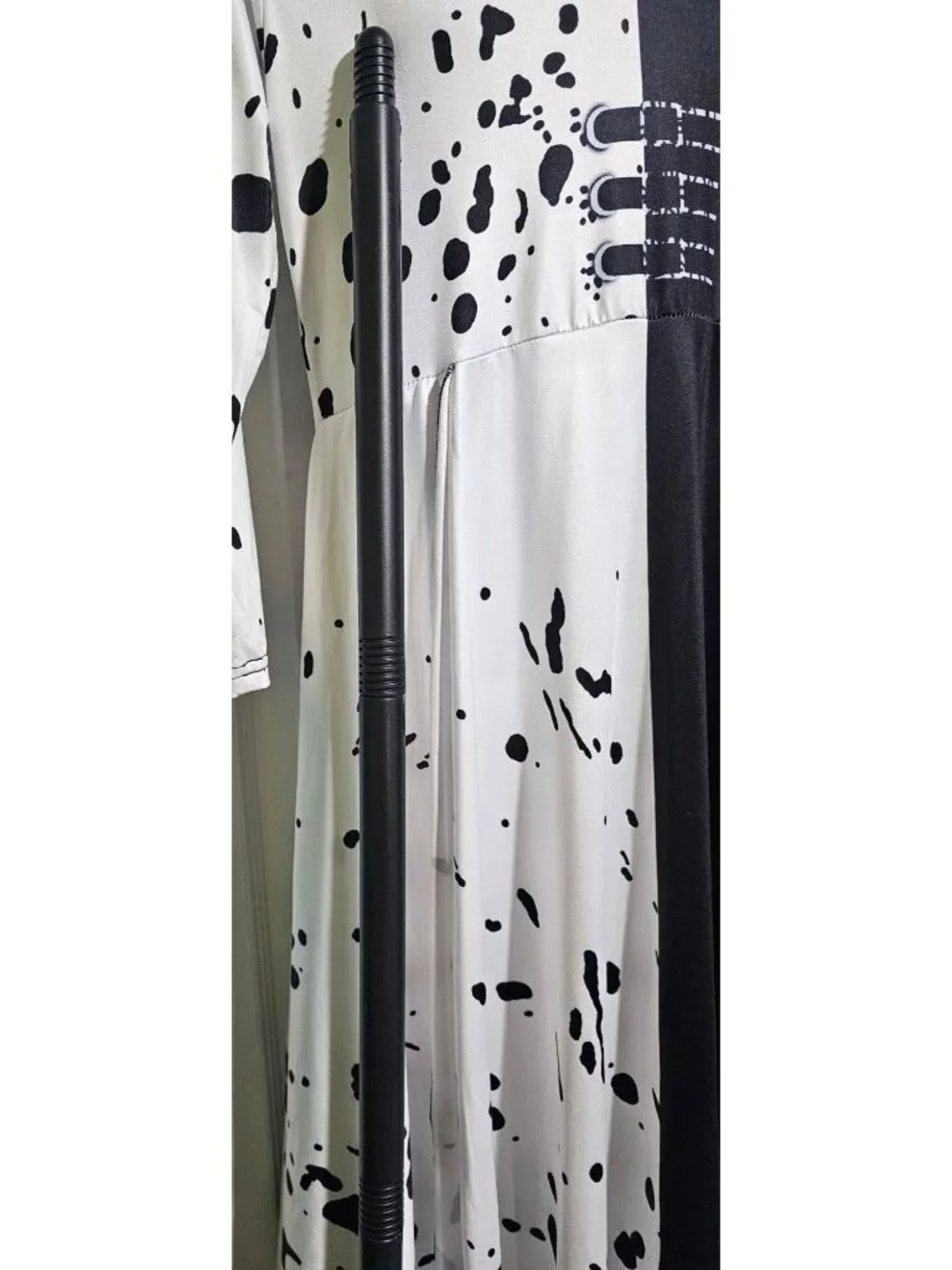 Cruella Estelle de Vil Kids Costume Hood Dress Black White Dalmatian Cane Mask